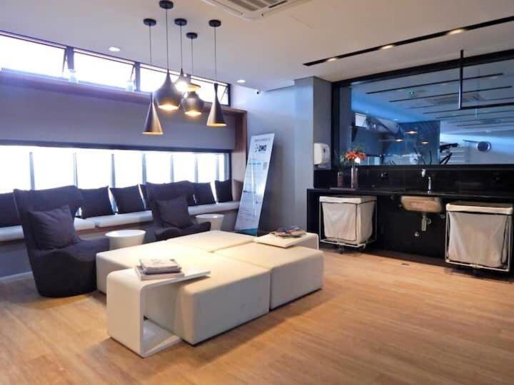 Easy Star - Espacoso Studio Ao Lado Do Aeroporto De Congonhas - Zy01G São Paulo Eksteriør billede